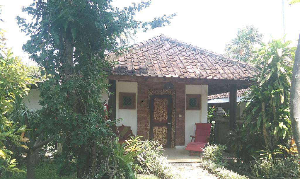 Gazebo Beach Hotel ซานูร์ ภายนอก รูปภาพ