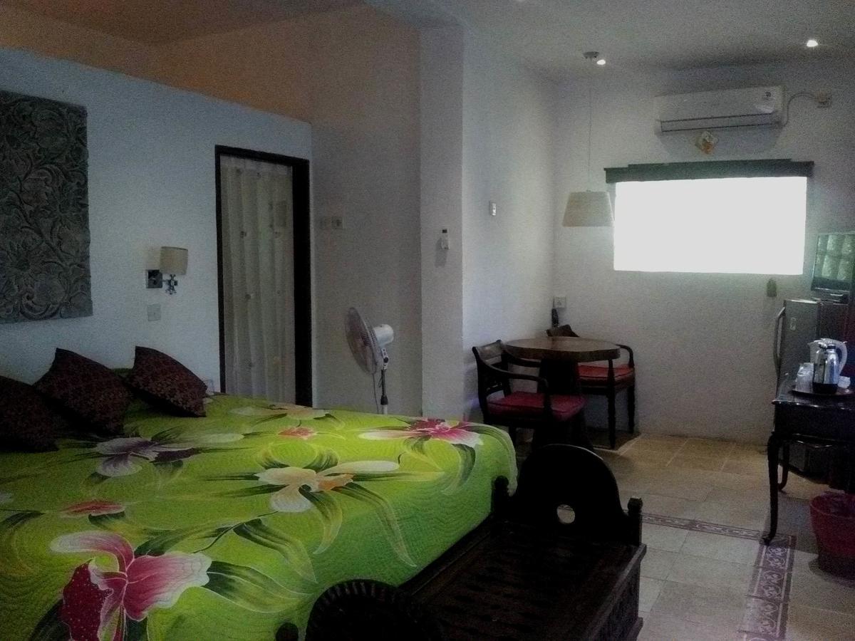 Gazebo Beach Hotel ซานูร์ ภายนอก รูปภาพ