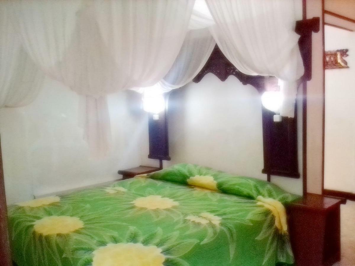 Gazebo Beach Hotel ซานูร์ ภายนอก รูปภาพ